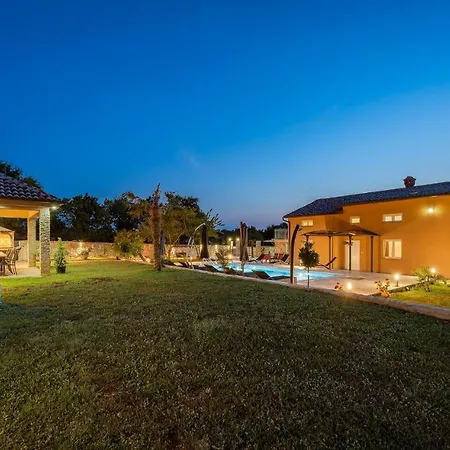 Beautiful In Savicenta With Sauna Holiday home Cukrici