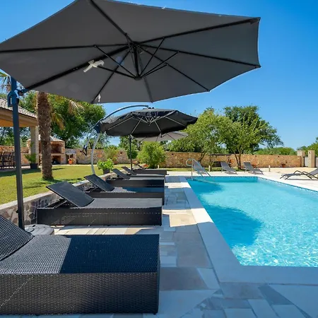 Holiday home Beautiful In Savicenta With Sauna *